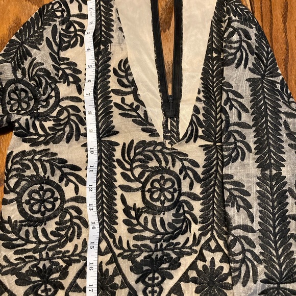 Missguided Petite Exclusive Embroidered Choker Neck Top - Picture 6 of 14